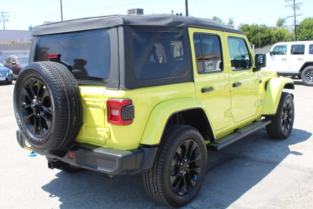 Used 2023 Jeep Wrangler Unlimited Sahara w/ Cold Weather Group AWD/4WD image 4