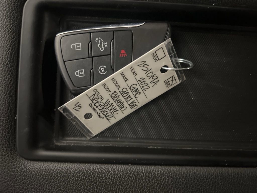 Used 2022 GMC Sierra 1500 Elevation w/ Preferred Package image 20