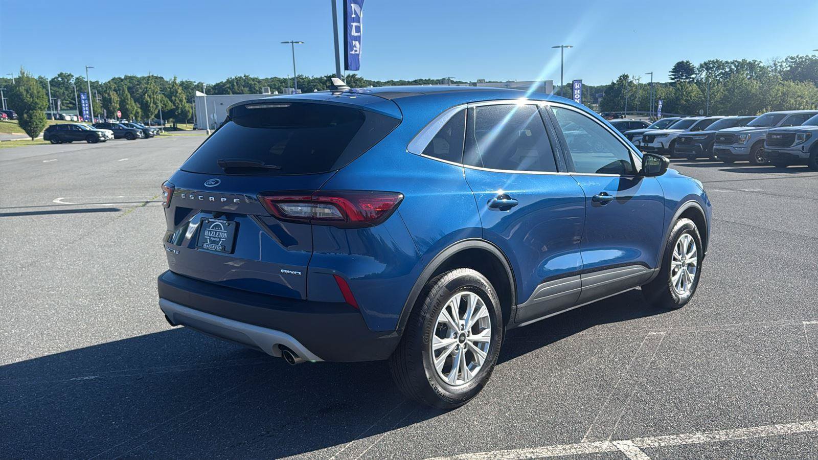 Used 2023 Ford Escape Active AWD/4WD image 6