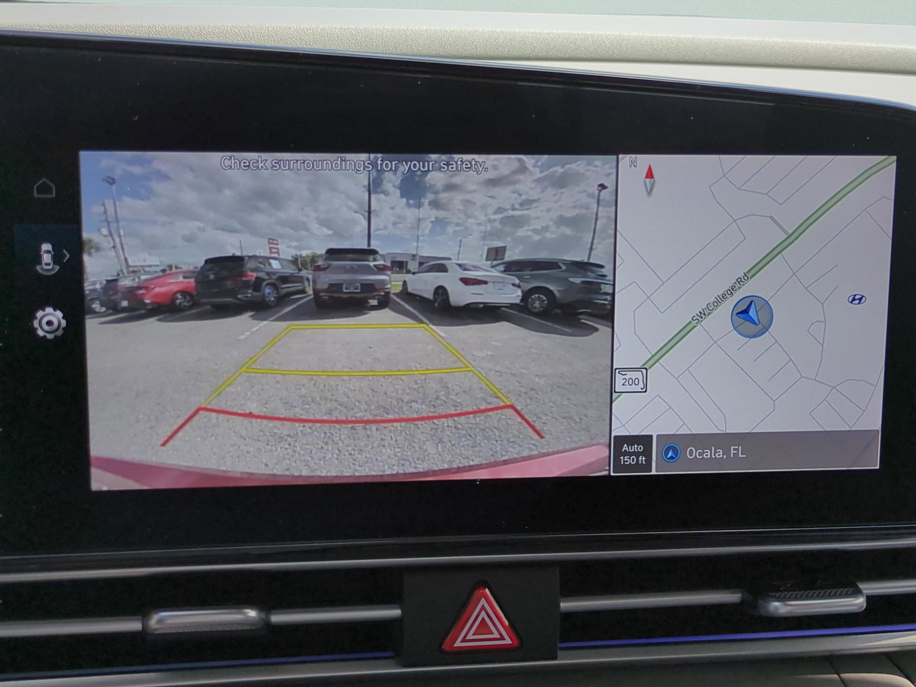 Certified 2024 Hyundai Elantra SEL w/ Convenience Package image 19