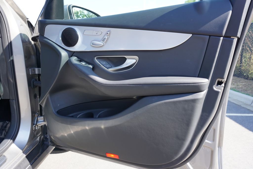 Certified 2023 Mercedes-Benz GLC 300 4MATIC Coupe image 46