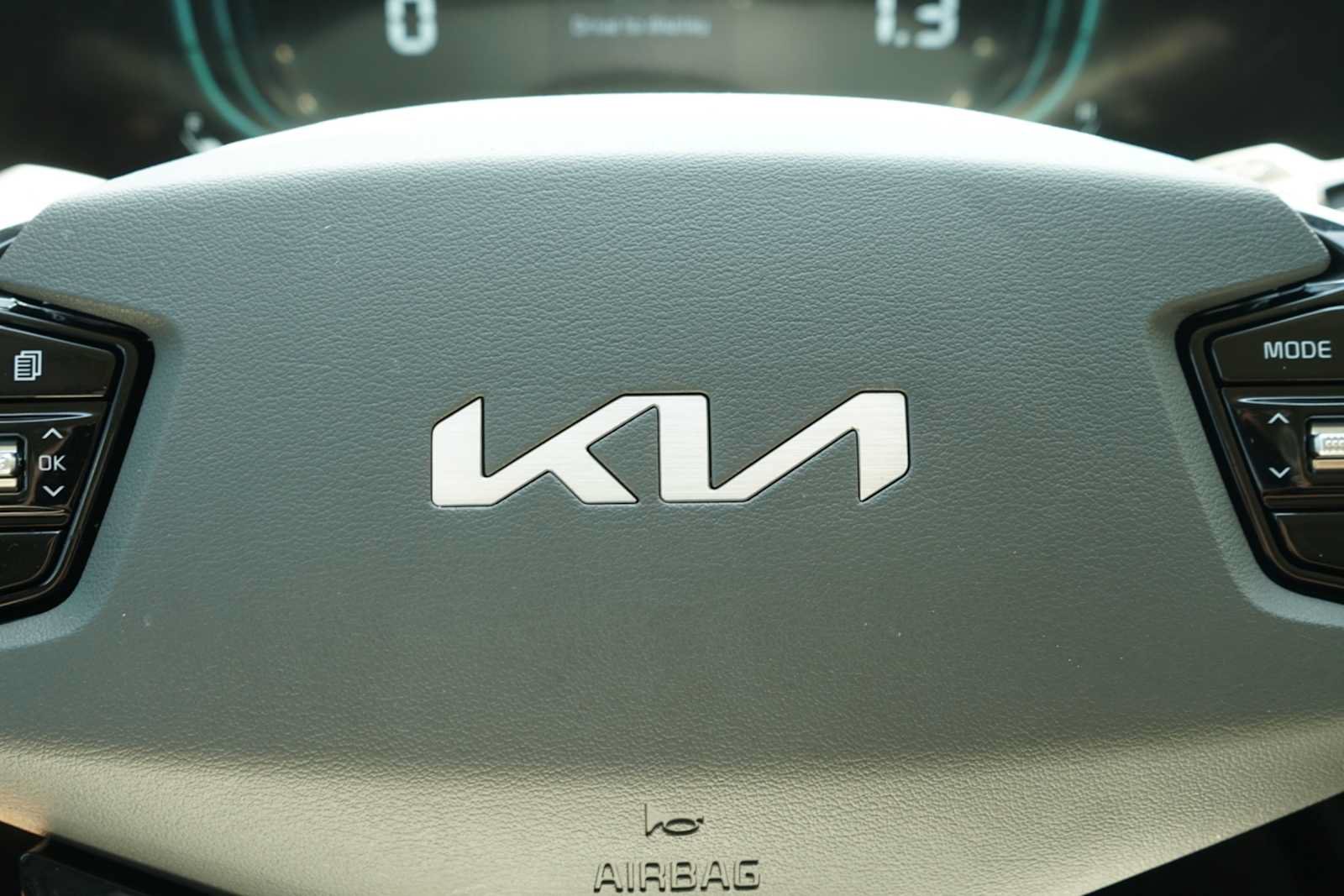 Certified 2024 Kia Niro EX Touring FWD image 13