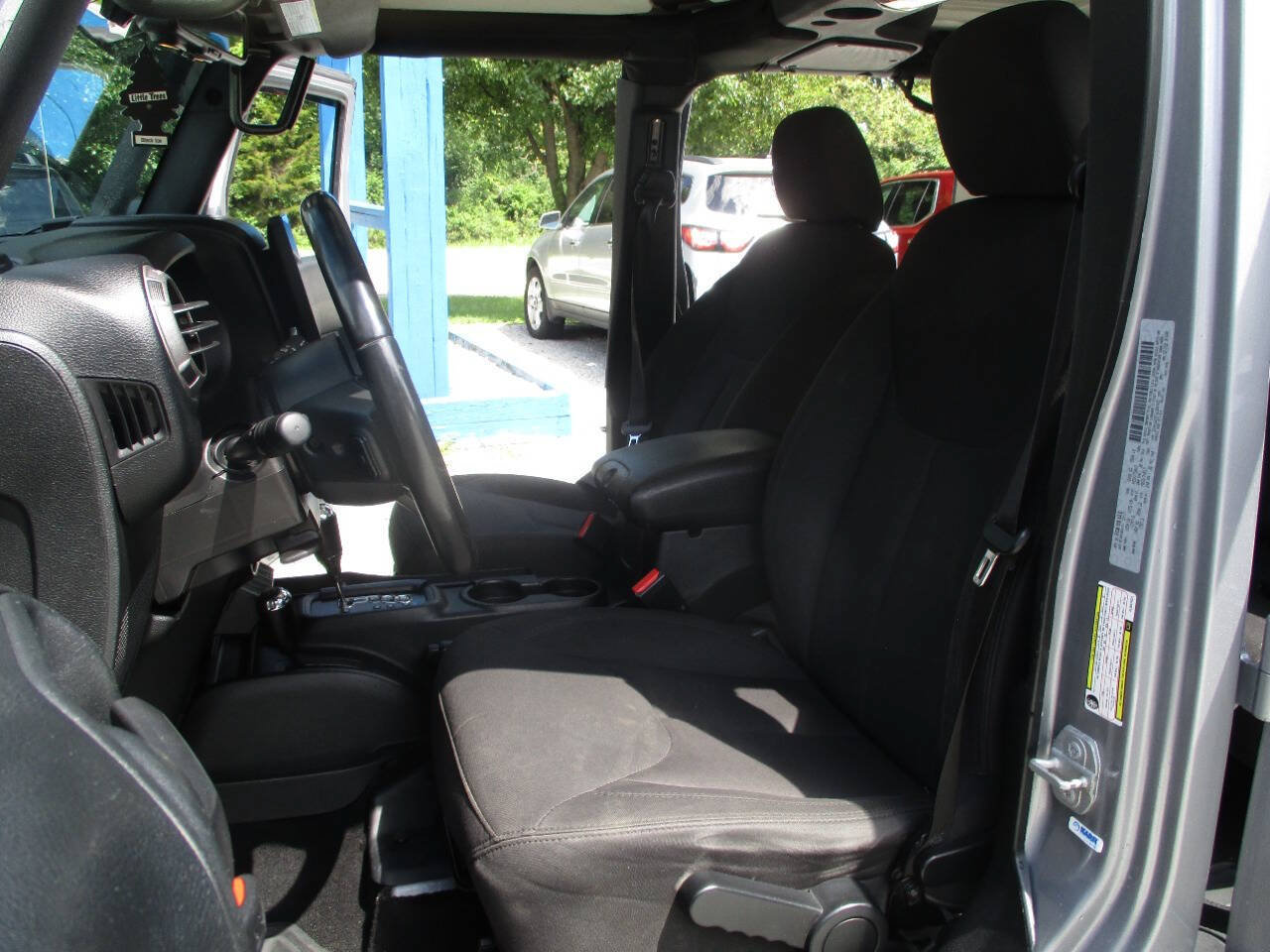 Used 2018 Jeep Wrangler Unlimited Sport S AWD/4WD image 20