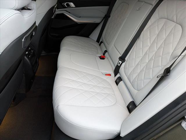 New 2026 BMW X5 xDrive40i w/ M Sport Package image 15