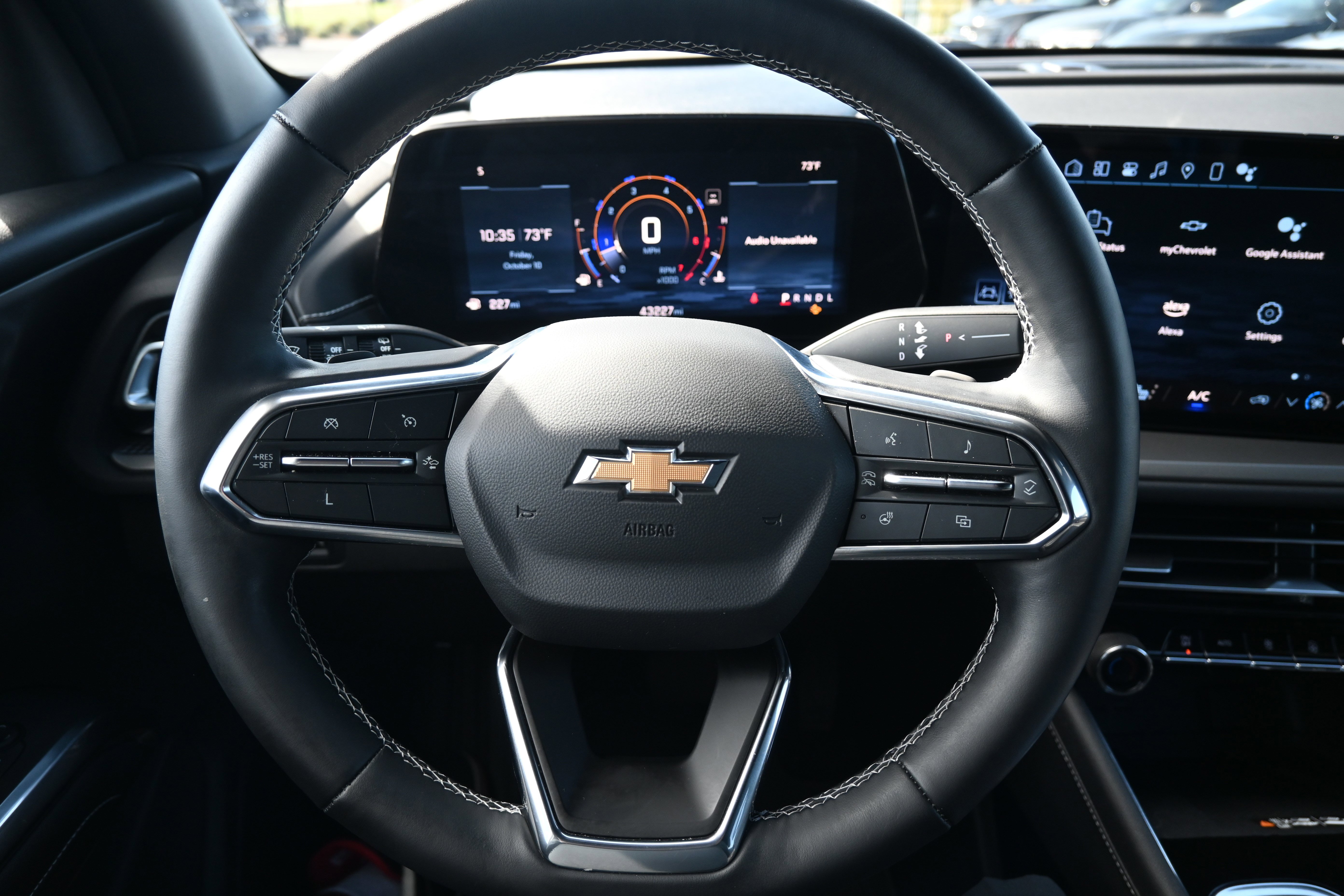 Used 2024 Chevrolet Traverse LT image 18