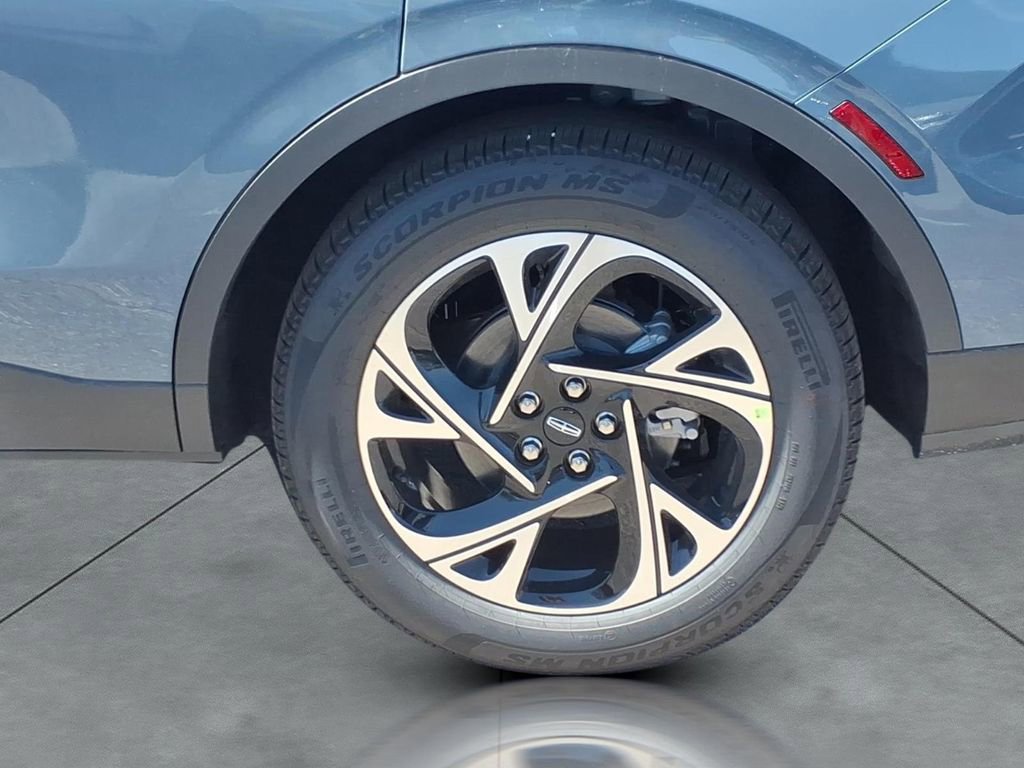 New 2026 Lincoln Nautilus Premier w/ Equipment Group 102A image 4