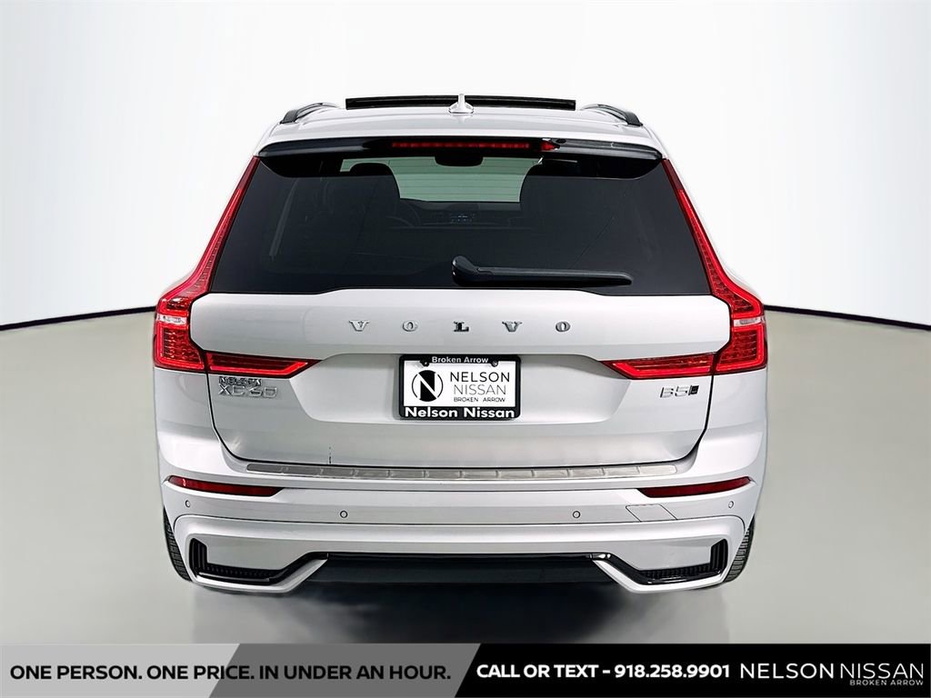 Used 2023 Volvo XC60 B5 Ultimate w/ Climate Package AWD/4WD image 6