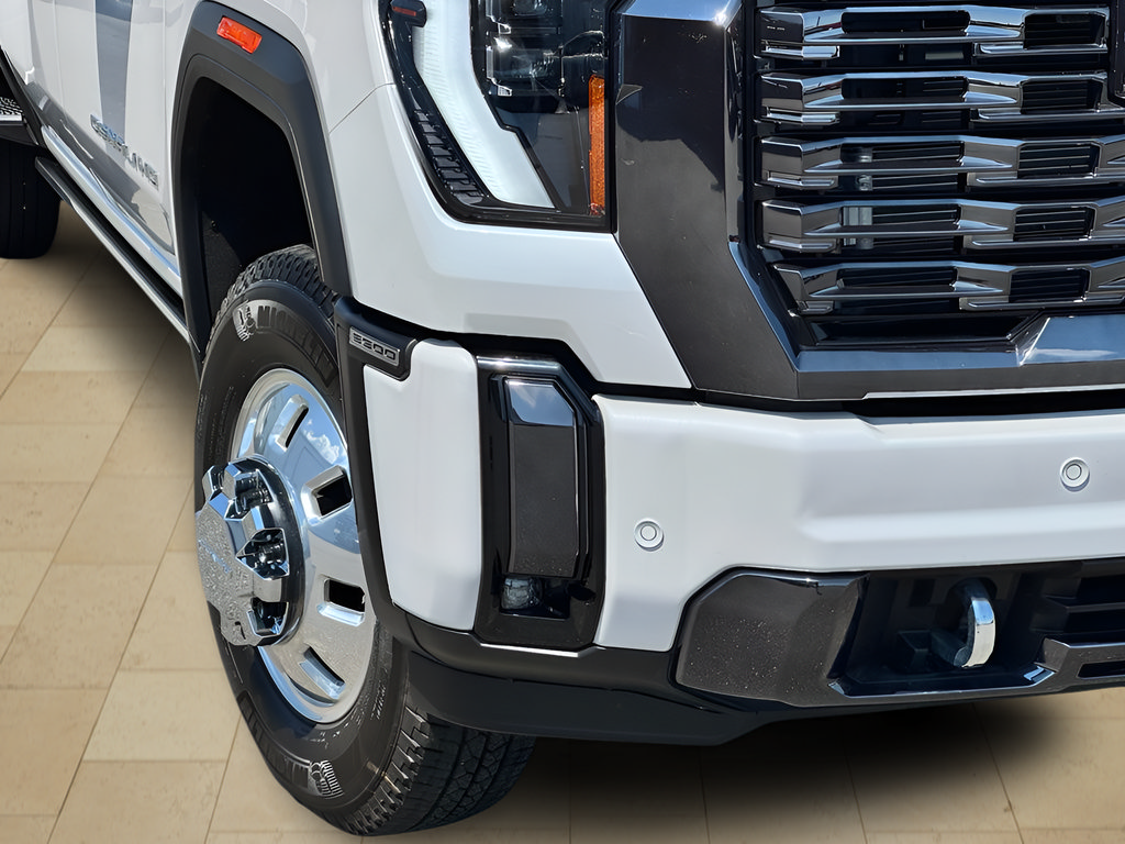 Used 2024 GMC Sierra 3500 Denali Ultimate AWD/4WD image 44