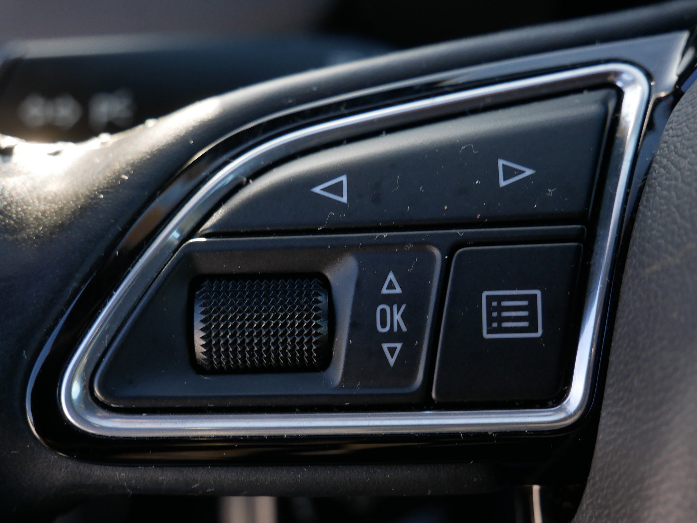 Used 2017 Audi Q3 2.0T Premium Plus w/ Premium Plus Package image 27