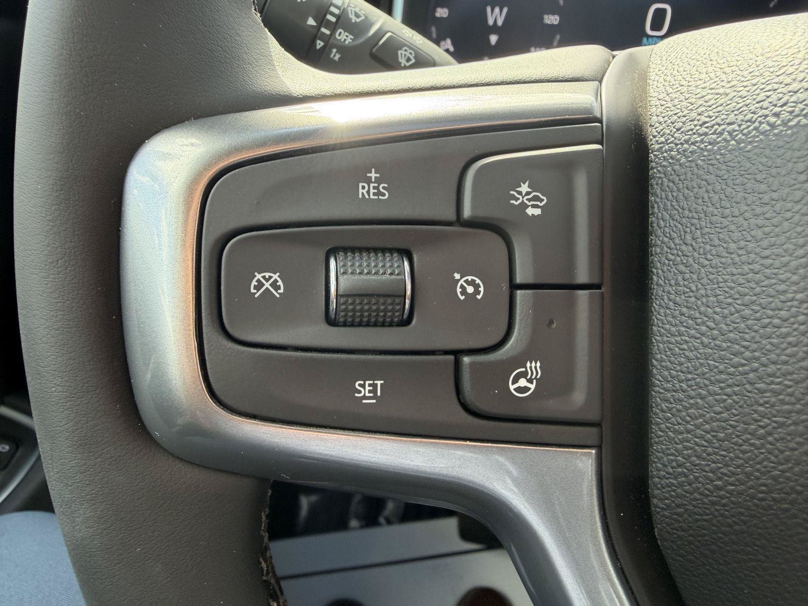 New 2026 Chevrolet Silverado 2500 LTZ w/ LTZ Premium Package AWD/4WD image 16