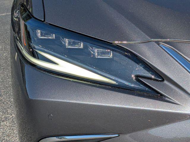 Certified 2024 Lexus ES 350 Ultra Luxury FWD image 10