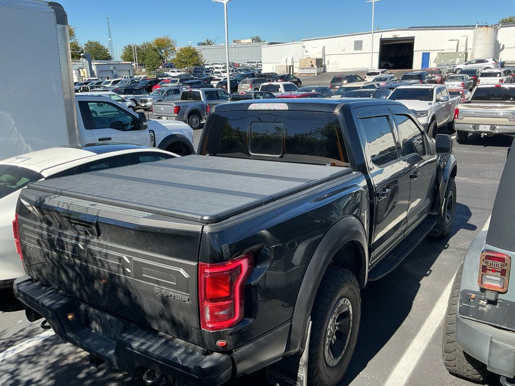 Used 2018 Ford F150 Raptor w/ Equipment Group 802A Luxury AWD/4WD image 7