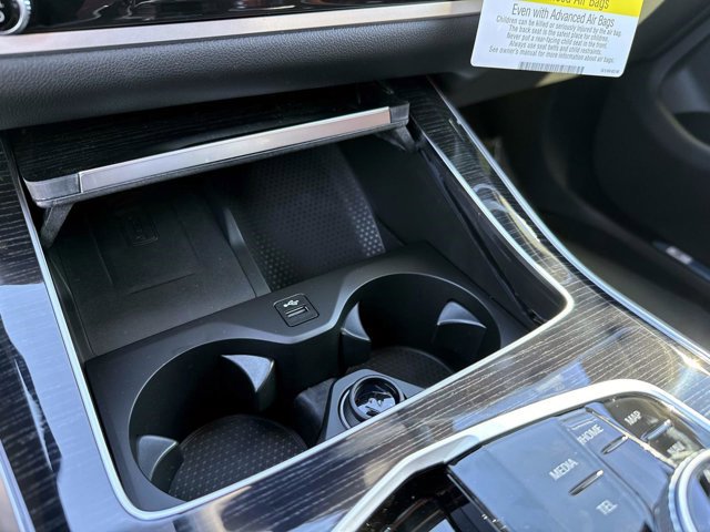 New 2026 BMW X5 xDrive40i w/ Executive Package image 32