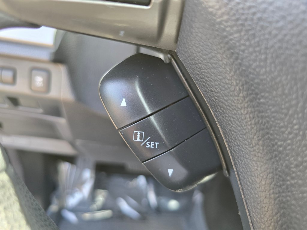 Used 2015 Subaru Forester 2.5i Premium AWD/4WD image 6