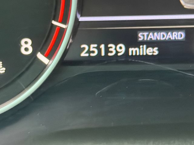 Used 2025 Nissan Rogue S FWD image 28