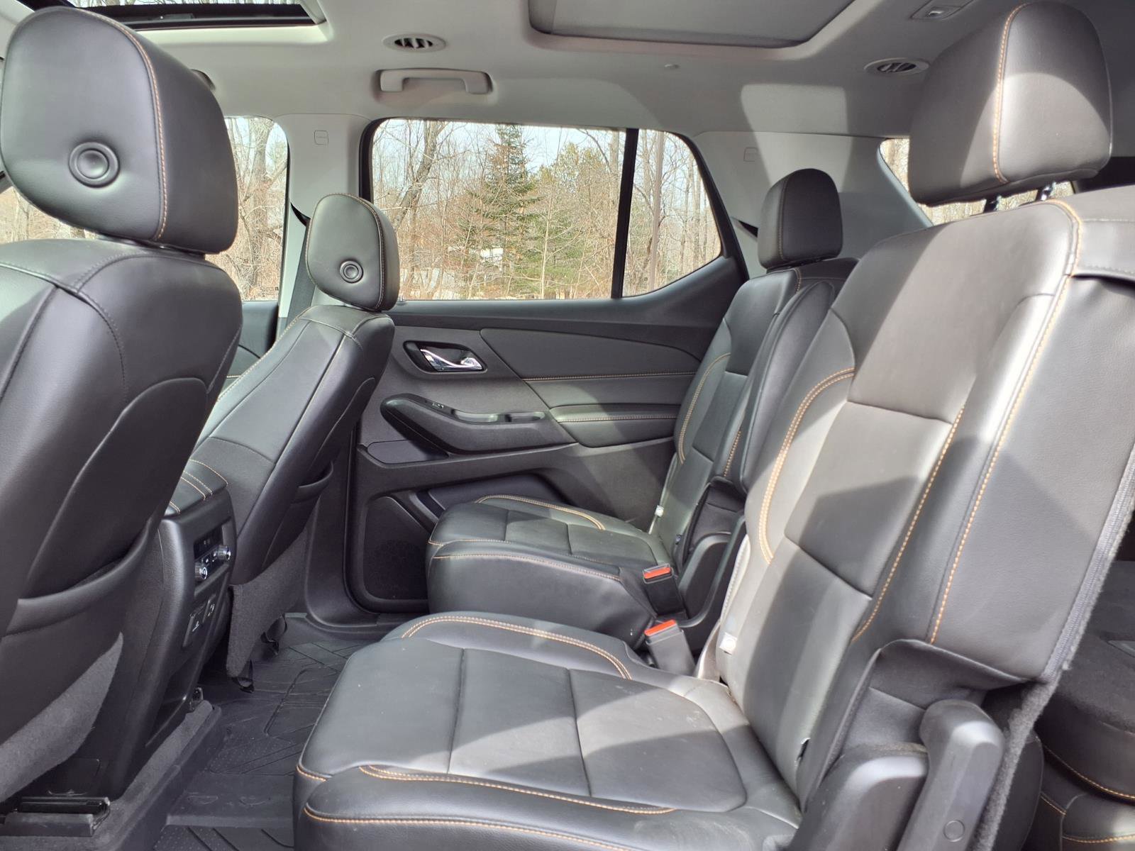 Used 2021 Chevrolet Traverse RS image 7