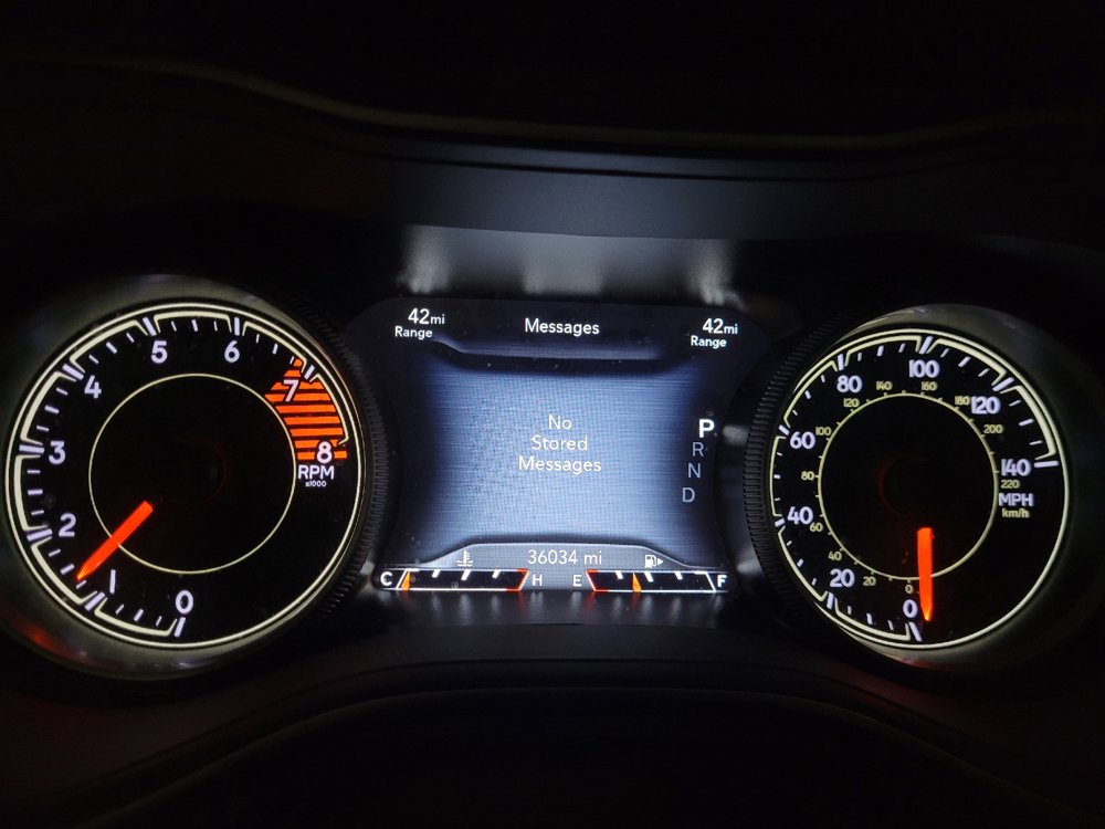 Used 2022 Jeep Cherokee Limited AWD/4WD image 23