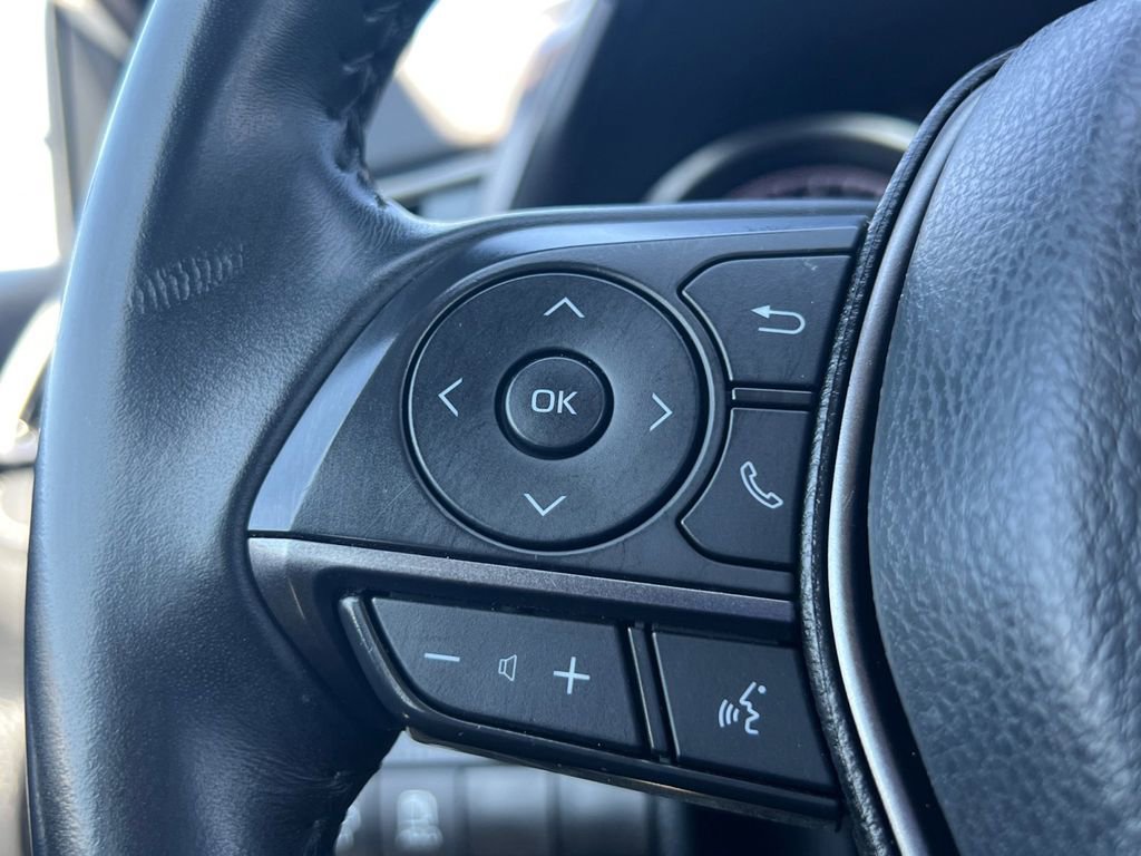 Used 2024 Toyota Camry SE image 10