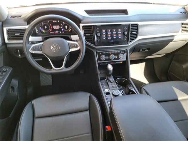 Used 2022 Volkswagen Atlas SE w/ Black Wheel Package image 32