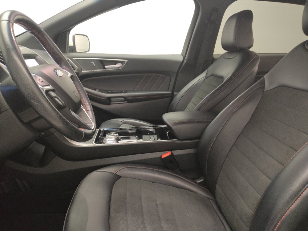 Used 2020 Ford Edge ST-Line image 17