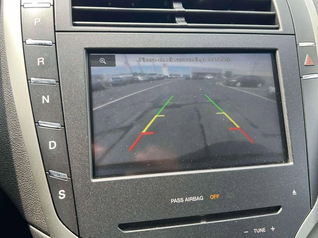 Used 2013 Lincoln MKZ FWD image 25