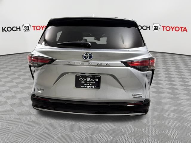 Used 2022 Toyota Sienna Limited AWD/4WD image 15
