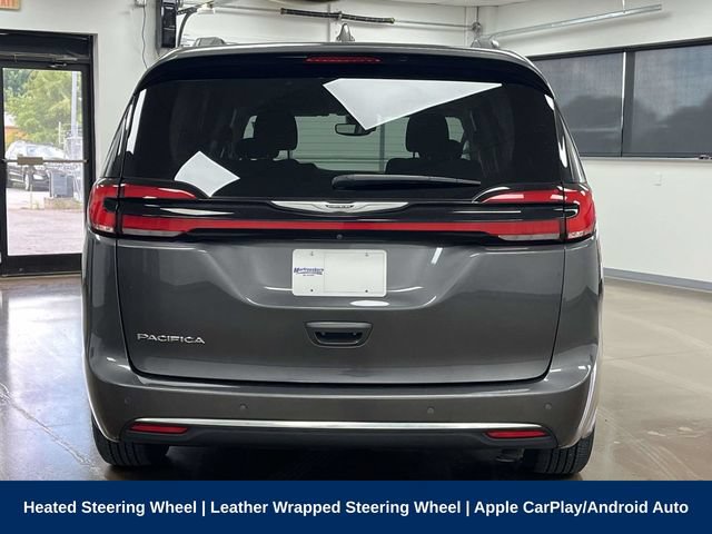Used 2021 Chrysler Pacifica Touring w/ Cold Weather Group FWD image 7