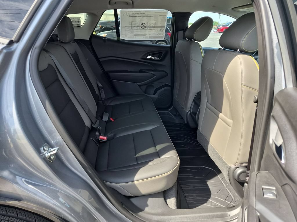 New 2026 Chevrolet Trax ACTIV w/ Driver Confidence Package FWD image 25