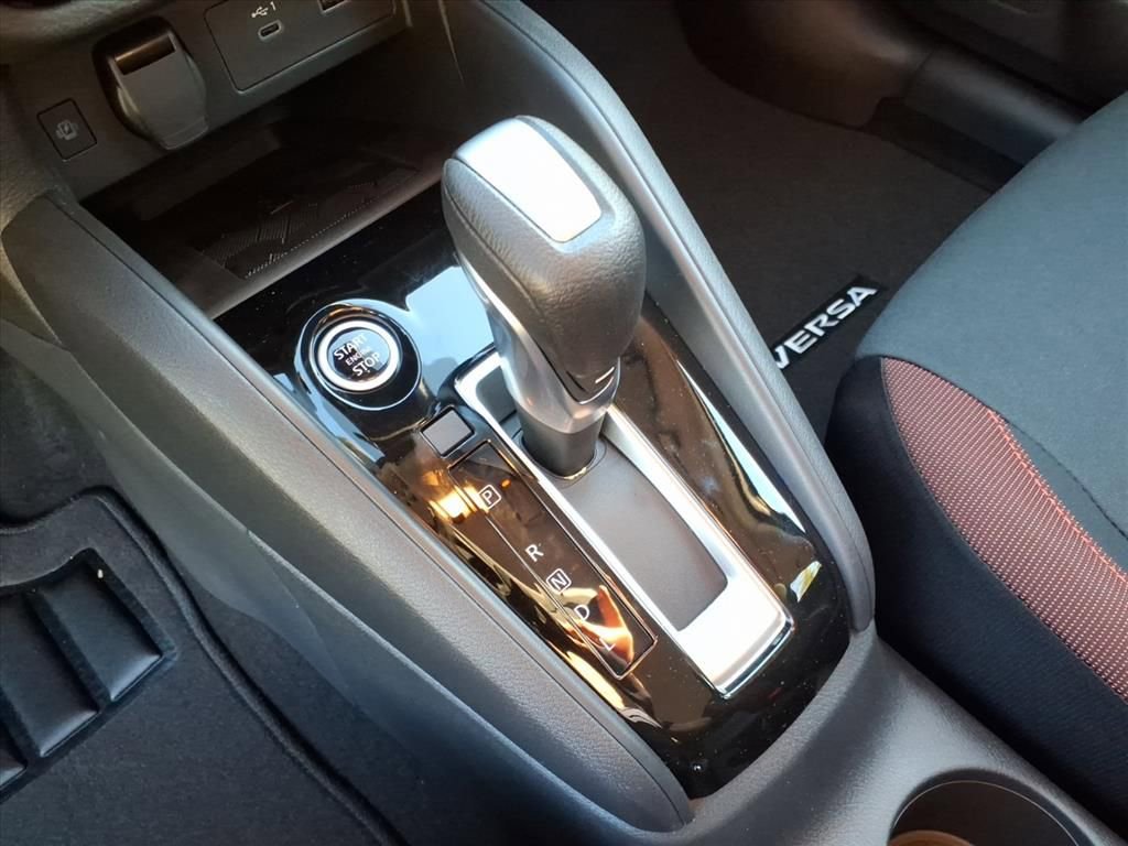 New 2025 Nissan Versa SR w/ Trunk Package image 13