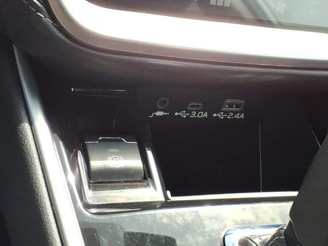 Certified 2025 Subaru Outback Premium image 20