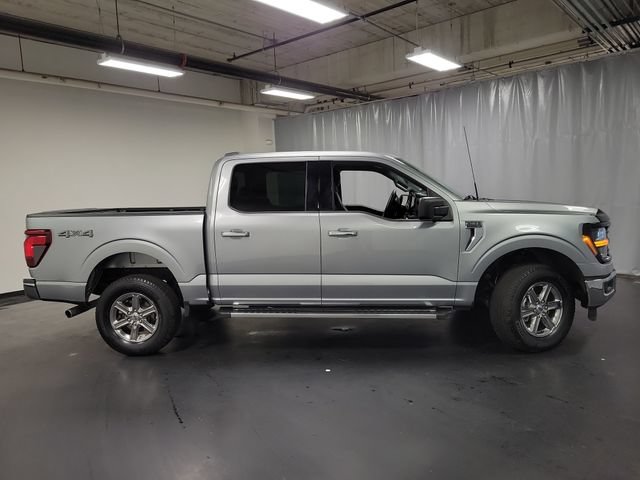 Used 2025 Ford F150 XLT w/ Equipment Group 301A Standard AWD/4WD image 8