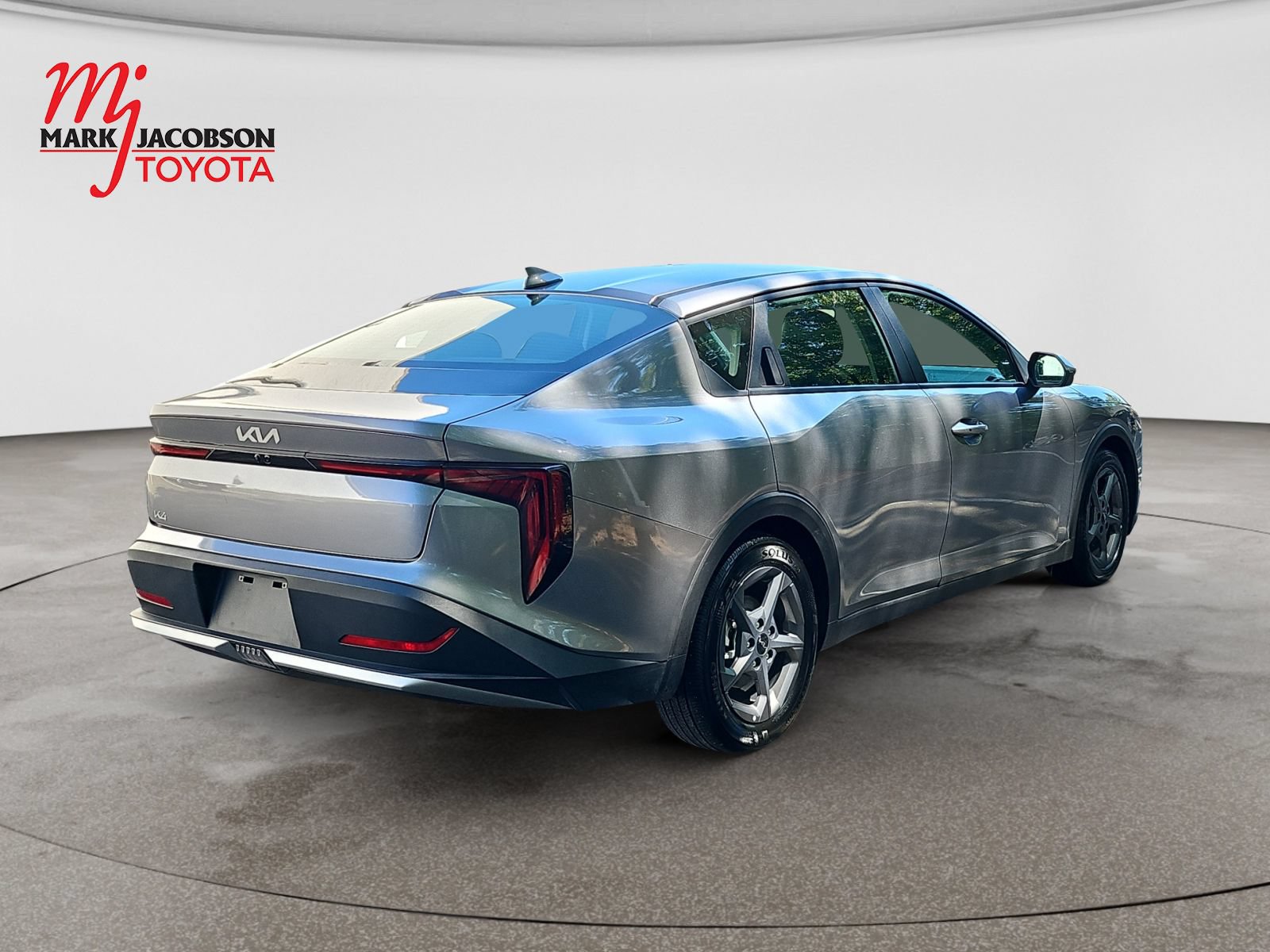 Used 2025 Kia K4 FWD image 5