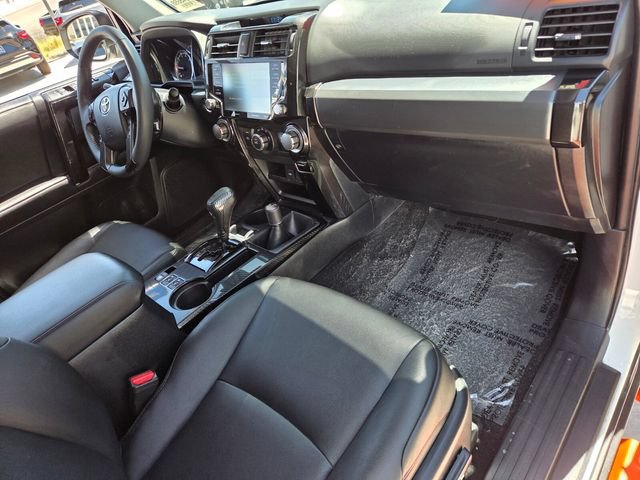 Used 2022 Toyota 4Runner TRD Off-Road Premium w/ Moonroof Package AWD/4WD image 16