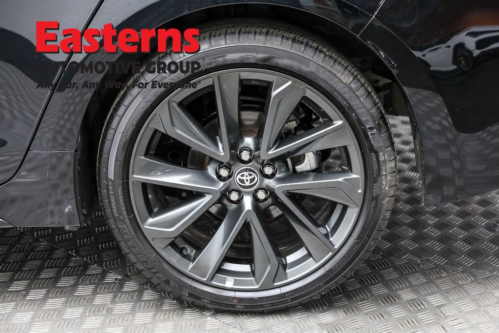 Used 2025 Toyota Corolla SE image 8