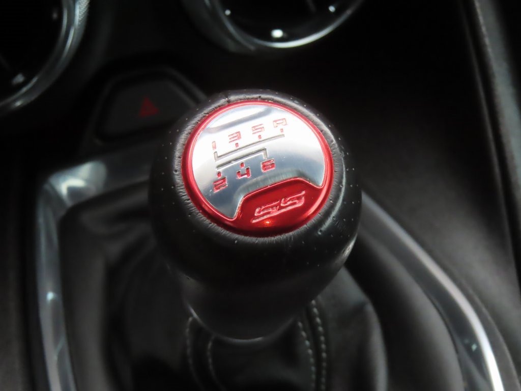 Used 2018 Chevrolet Camaro SS image 7