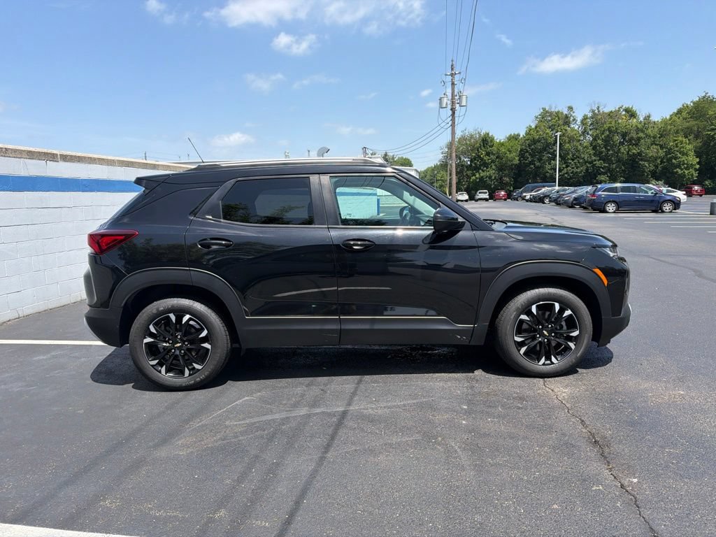 Used 2022 Chevrolet TrailBlazer LT FWD image 6