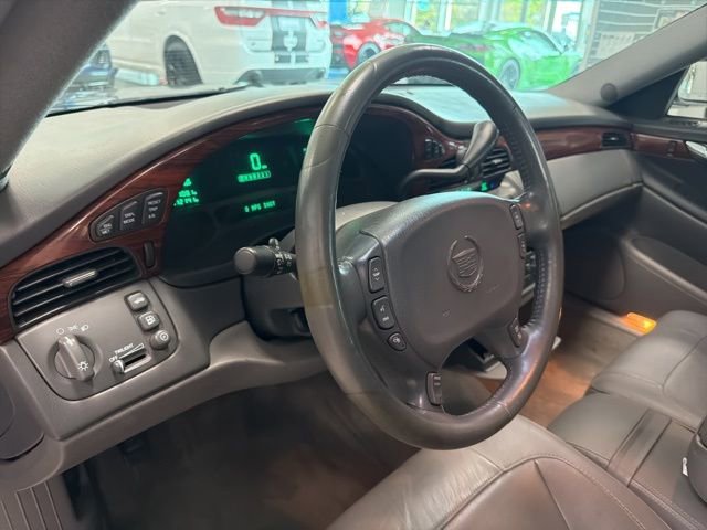 Used 2004 Cadillac De Ville w/ Equipment Group FWD image 15