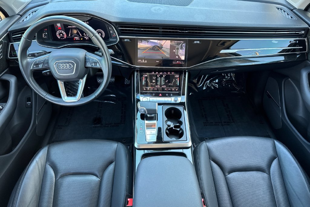 Used 2020 Audi Q7 3.0T Prestige w/ Prestige Package AWD/4WD image 12