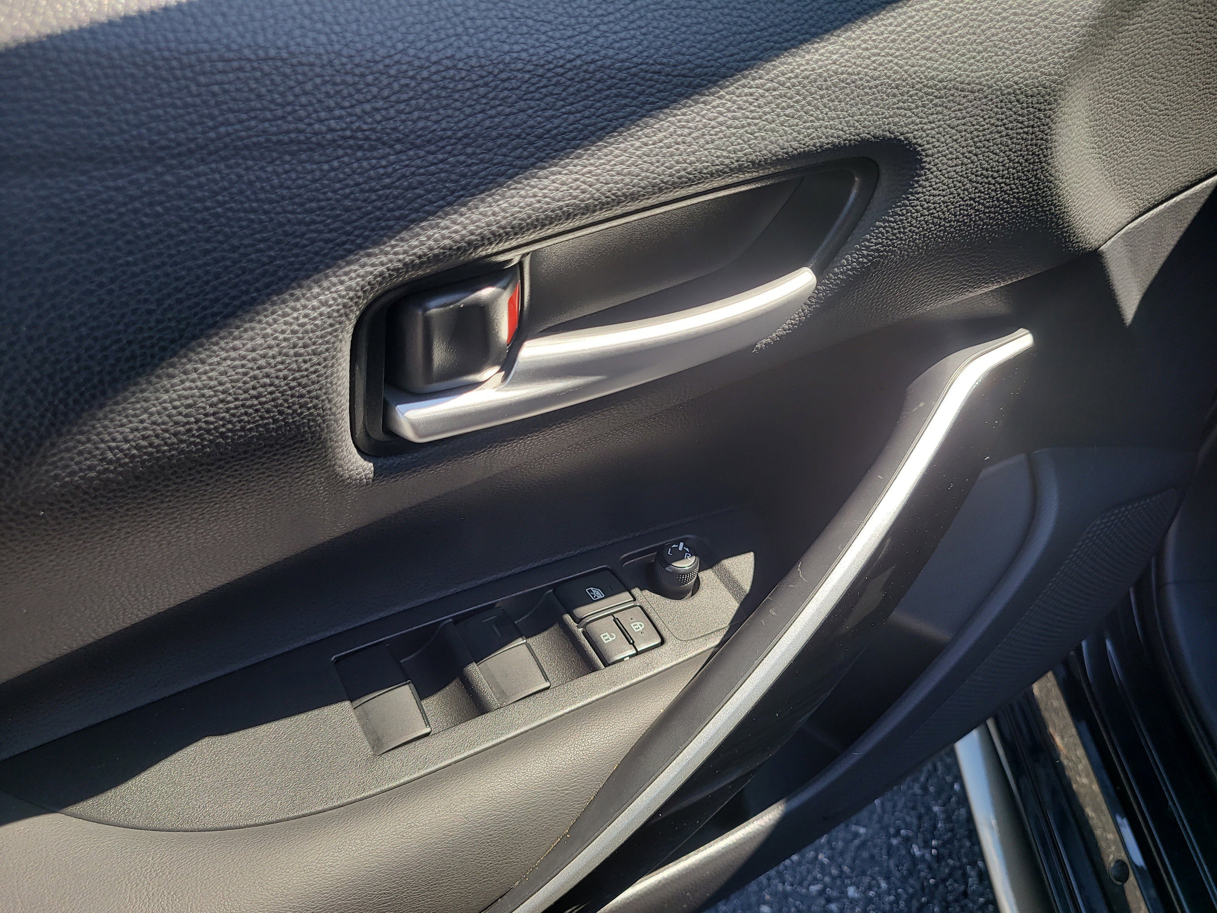 Certified 2022 Toyota Corolla XSE image 16