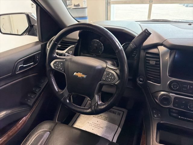Used 2018 Chevrolet Suburban Premier AWD/4WD image 36