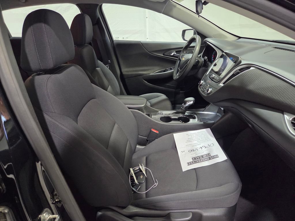 Used 2023 Chevrolet Malibu LT image 8