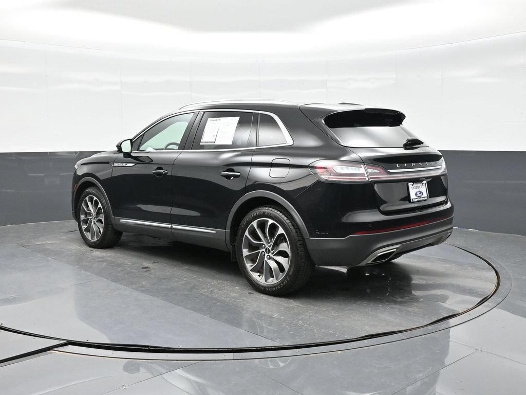 Used 2023 Lincoln Nautilus Reserve w/ Luxury Package FWD image 4