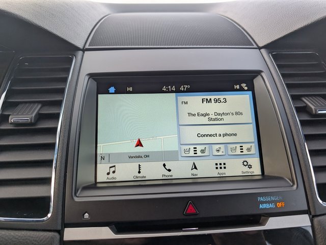 Used 2018 Ford Taurus Limited image 19