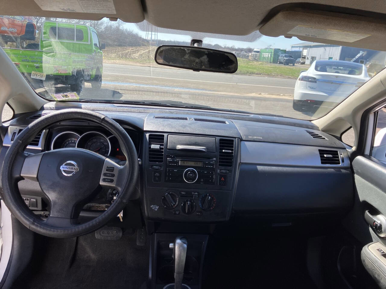 Used 2011 Nissan Versa 1.8 S w/ PWR Plus Pkg FWD image 16