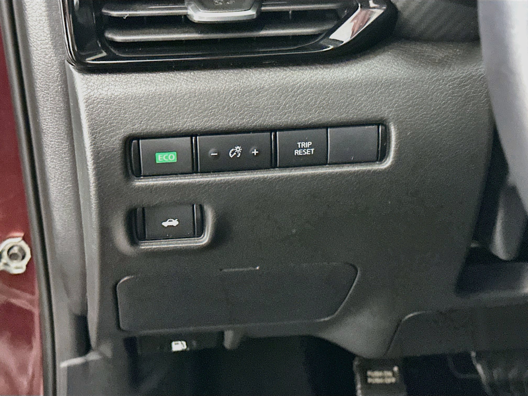 Used 2024 Nissan Sentra SV w/ All-Weather Package FWD image 17