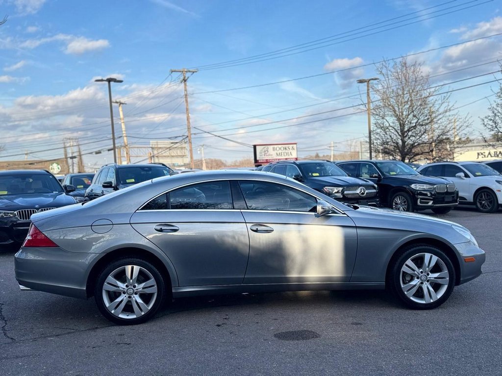 Used 2010 Mercedes-Benz CLS 550 image 7