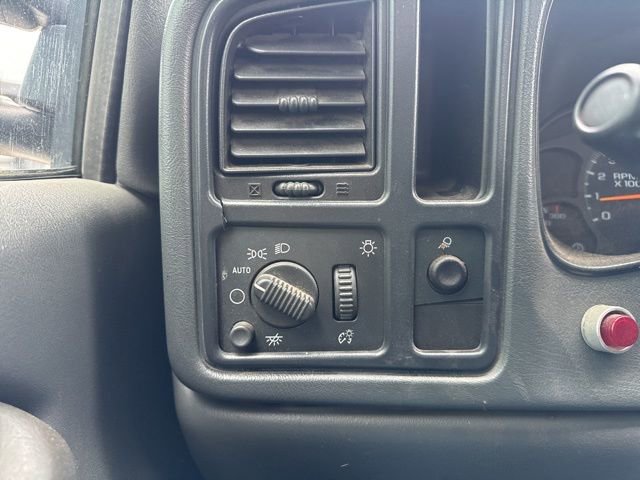 Used 2004 GMC Sierra 3500 SLE image 9