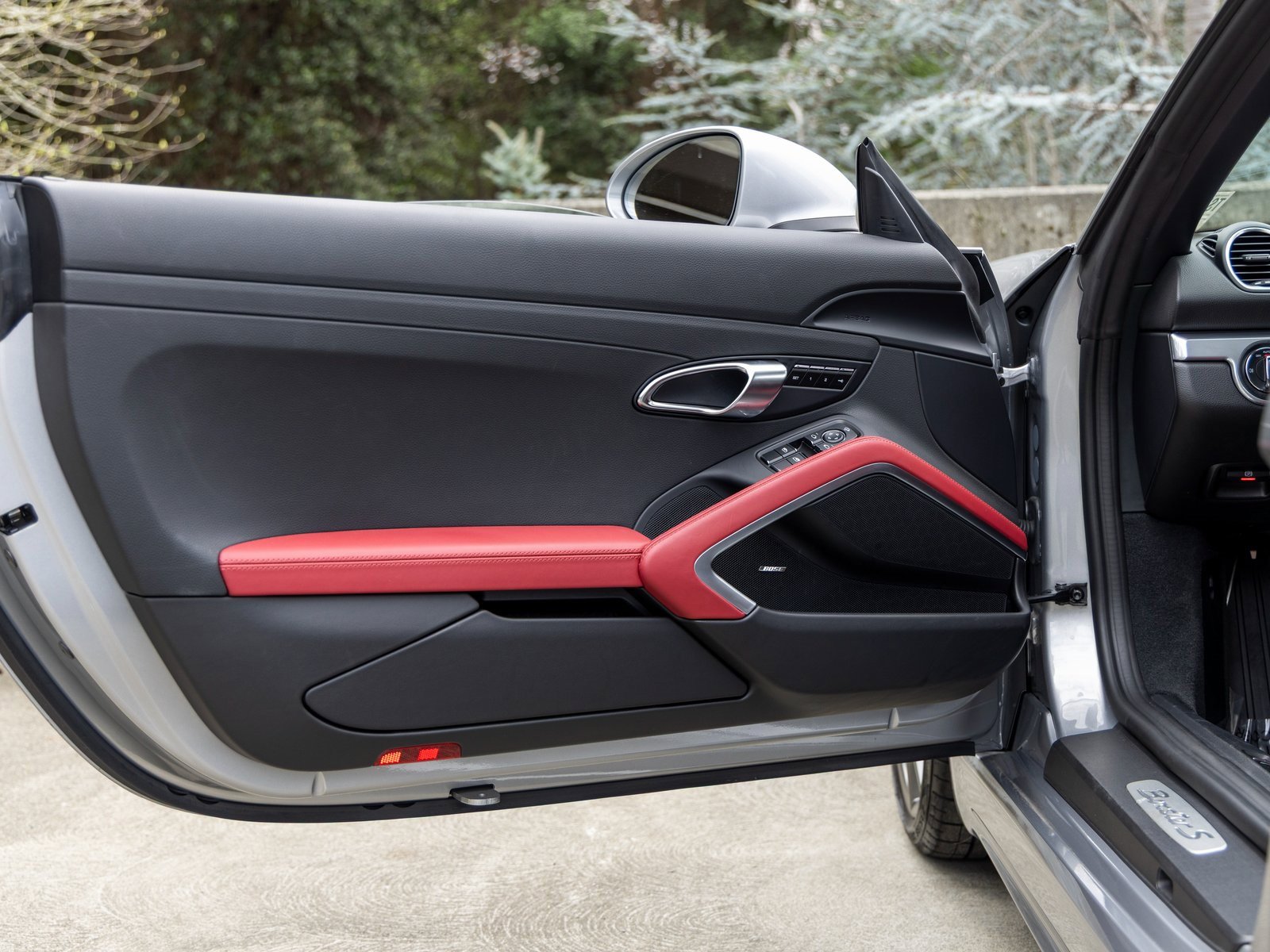 Certified 2025 Porsche 718 Boxster S image 22