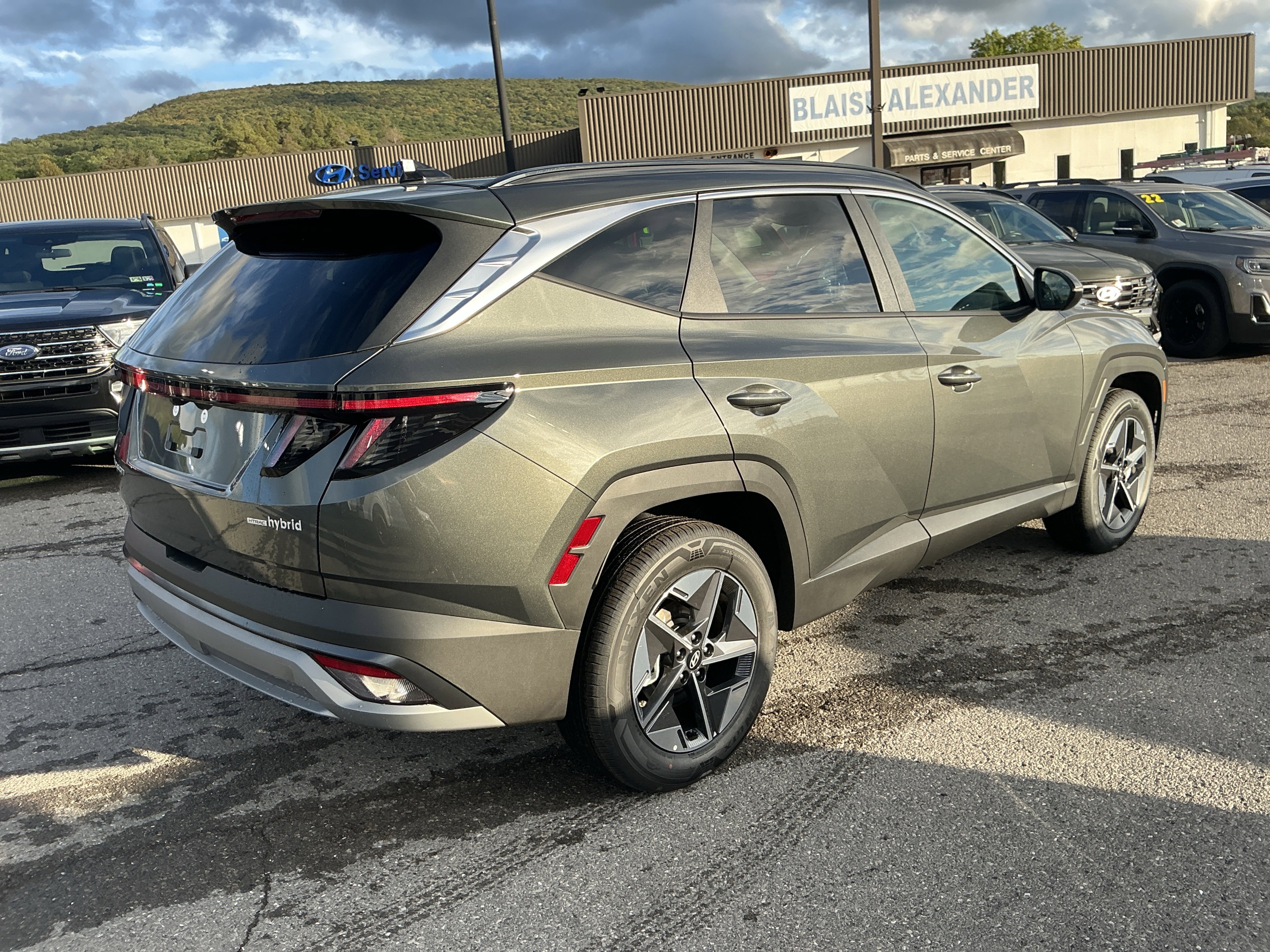 New 2025 Hyundai Tucson SEL image 3