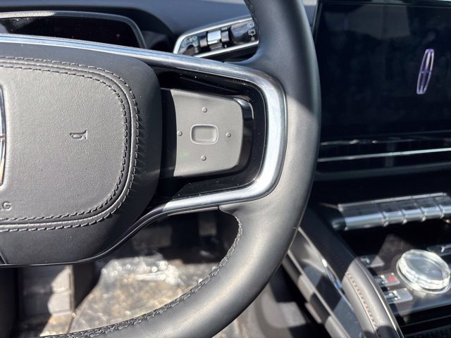 New 2026 Lincoln Nautilus Reserve w/ Jet Appearance Package AWD/4WD image 18
